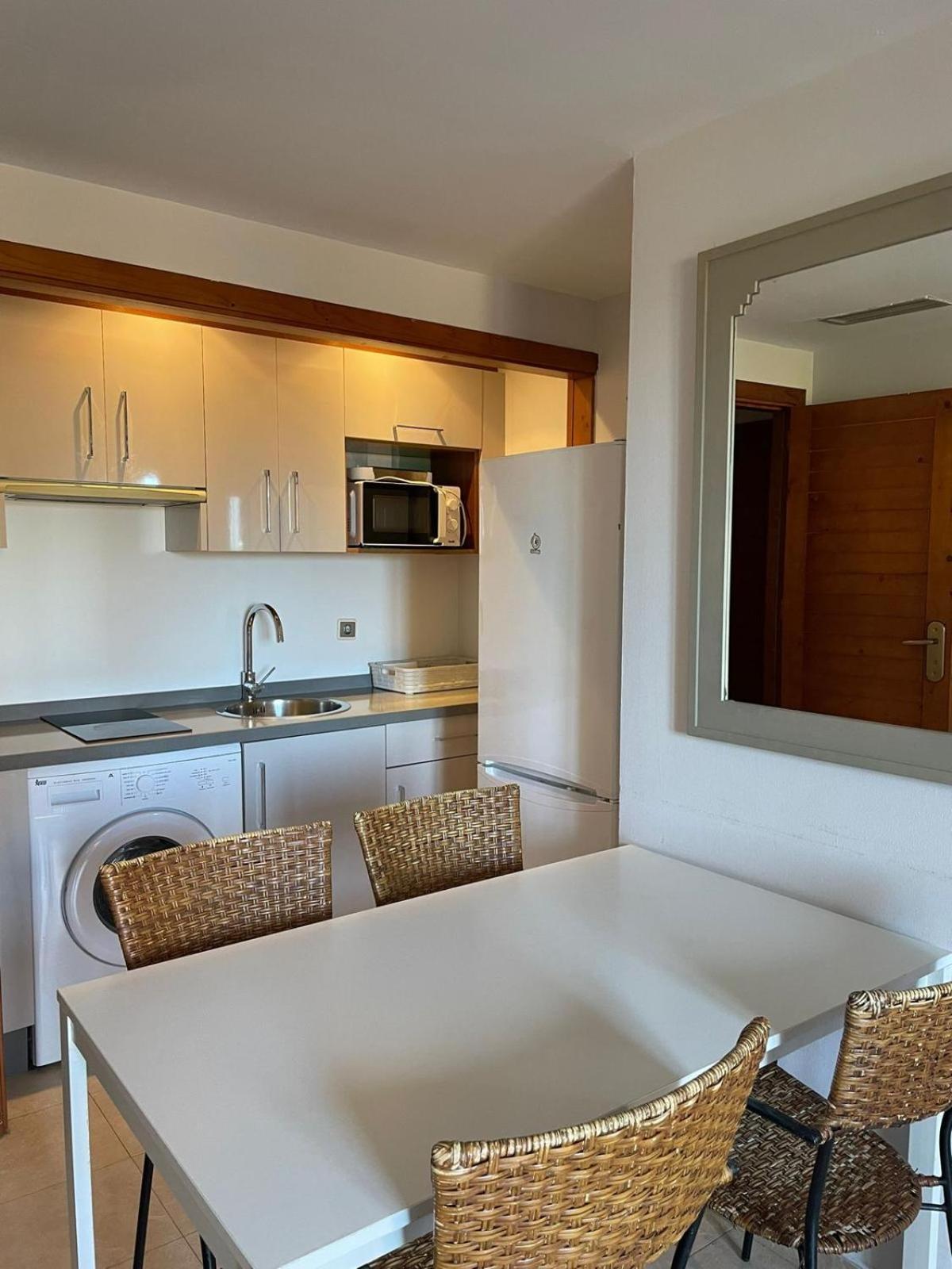 Tercera Planta Vistas Laterales Al Mar Apartment Isla Canela Ngoại thất bức ảnh
